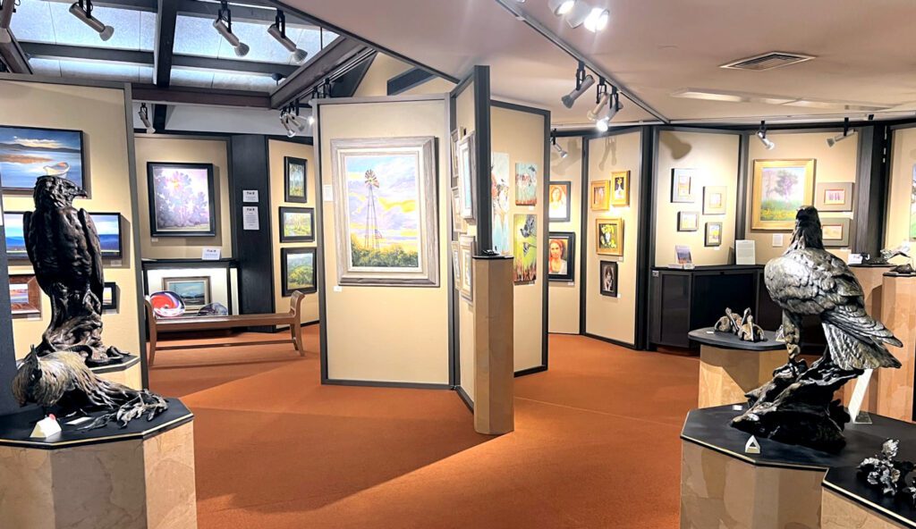 Photo of the interior of the Favell museum.