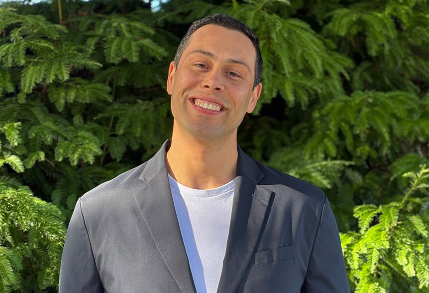 Portrait of a man outdoors.